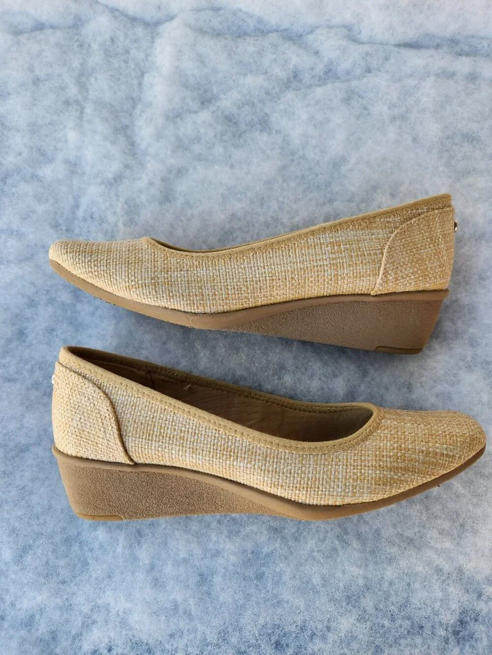 ANNE KLEIN Wedge Slip-on Pump Shoe for Women Size 7M